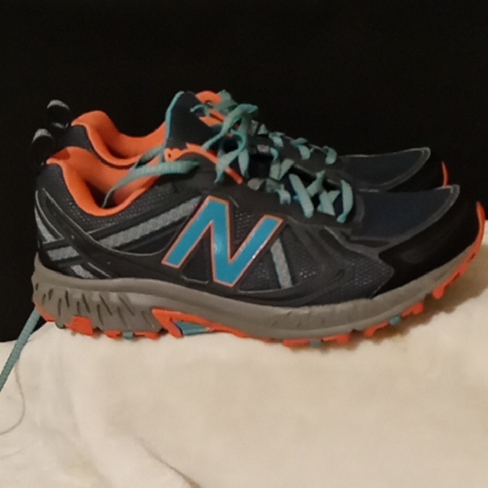 New Balance Charcoal and Teal Running Shoes